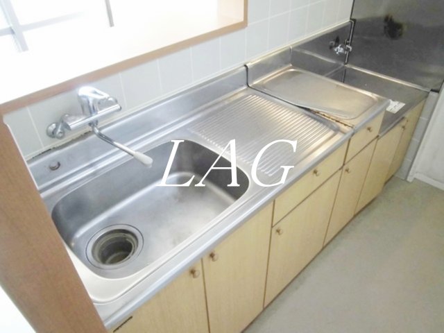 キッチン　キッチンです。