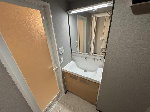 洗面設備　洗髪洗面化粧台