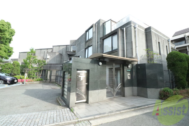 建物外観　芦屋市山芦屋町「ロイヤル山芦屋」