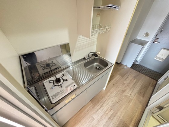 キッチン　※別部屋の写真です