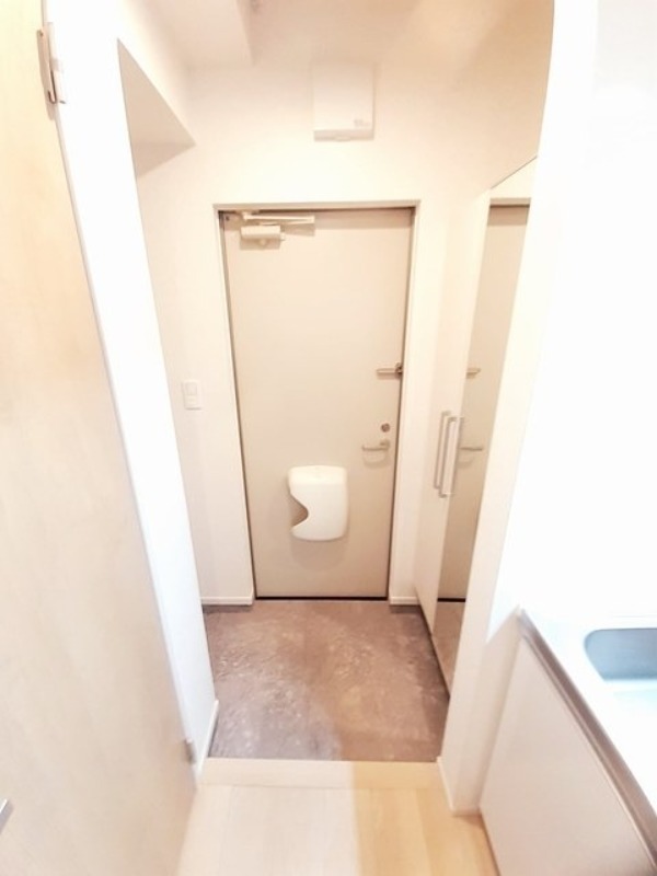 玄関　図面と現状に相違がある場合には現状を優先