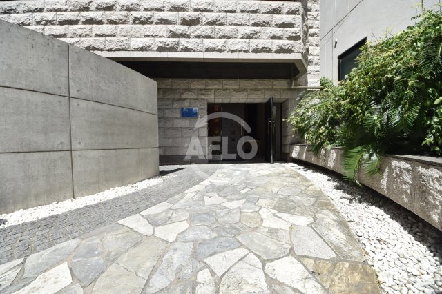 エントランス　アーデン西天満　エントランス