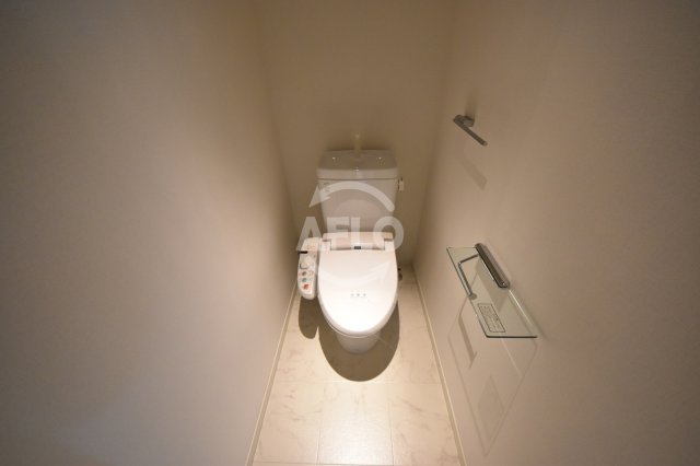 トイレ　アーデン西天満　トイレ