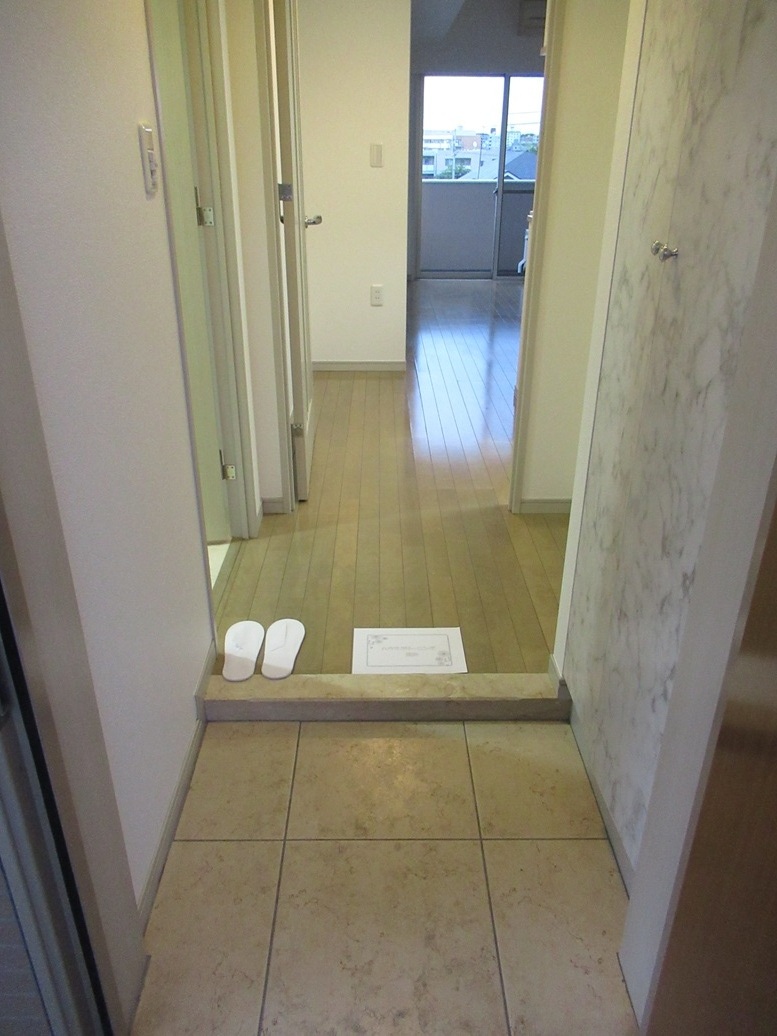 玄関　シューズボックス