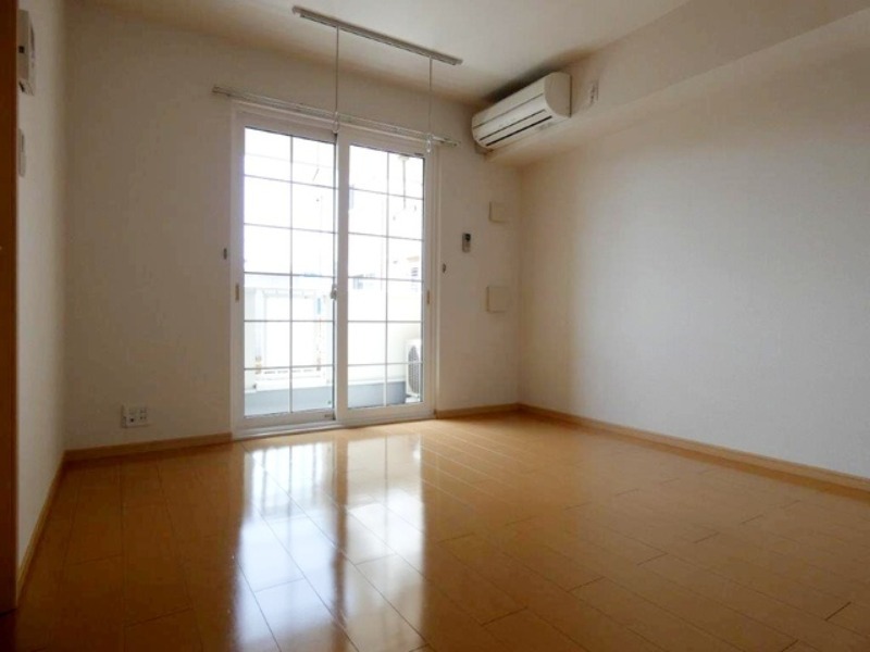 居室・リビング　図面と現状に相違がある場合には現状を優先