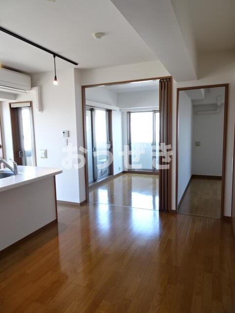 居室・リビング　?