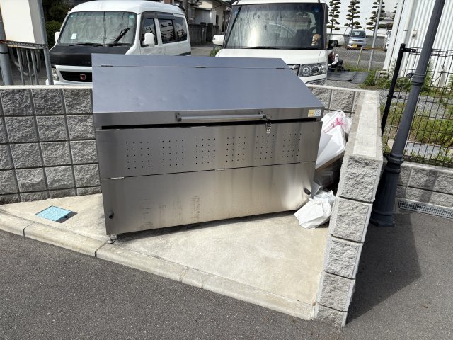 その他　ゴミ捨て場（その他）まで10m