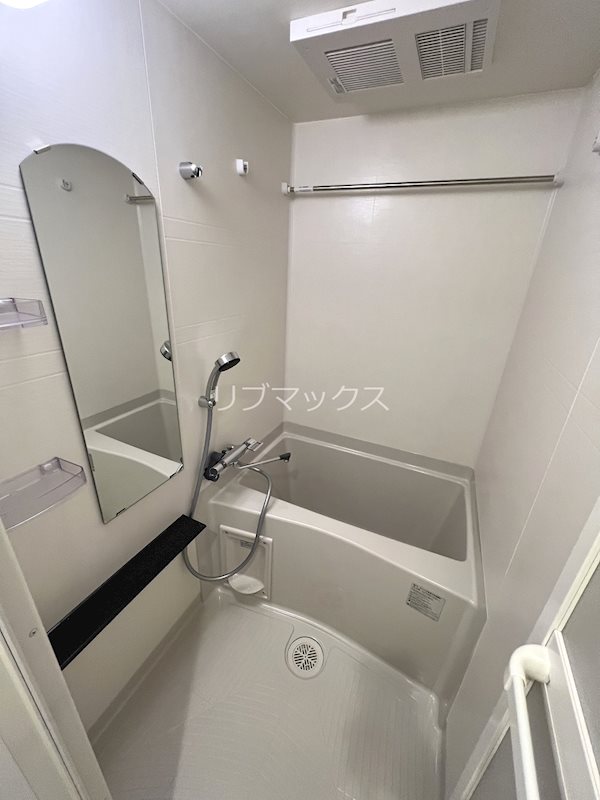 バス・シャワールーム　同施工会社の同仕様写真です。