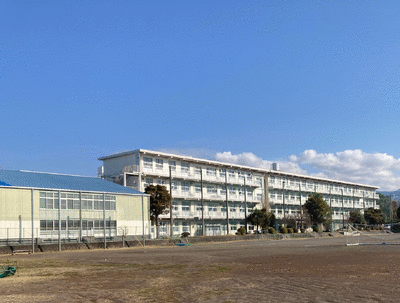 中学校　三島市立錦田中学校（中学校）まで853m