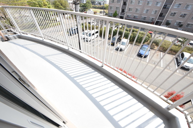 バルコニー　★お布団も干せますよー★