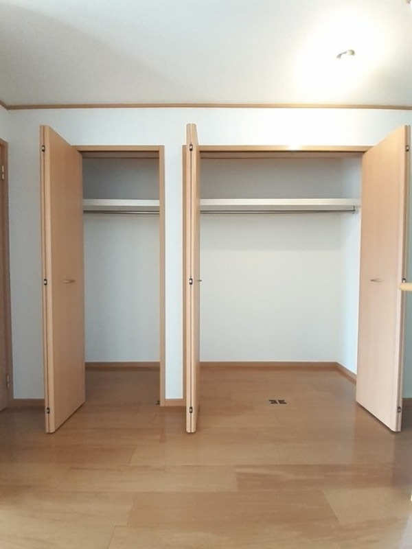 収納　図面と現状に相違がある場合には現状を優先