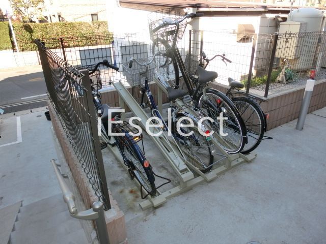 駐車場　敷地内駐輪場