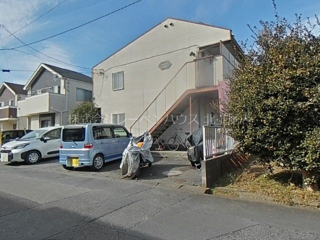 建物外観　お問合せは048-772-8202レーベンハウス北上尾店。
