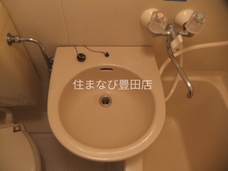 洗面設備　同型別部屋写真