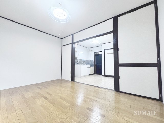 その他部屋・スペース　開放的な寝室☆