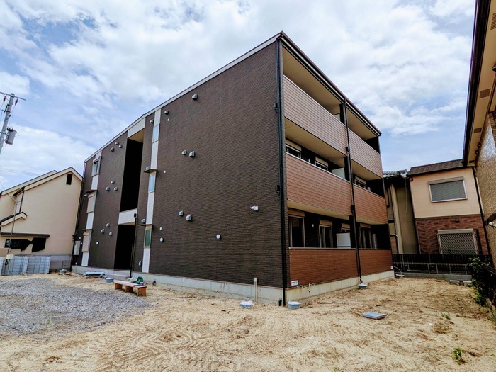 建物外観　建築中