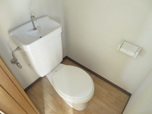 ハイツデンファレのトイレ写真