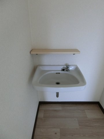 洗面設備　※同仕様写真となります。