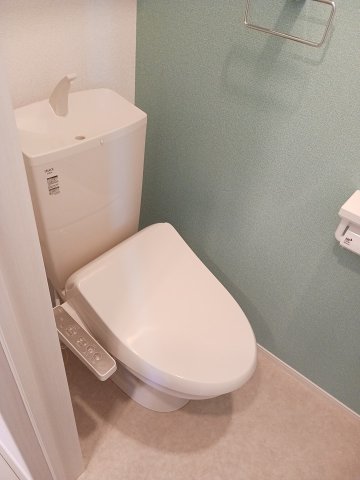 トイレ　トイレもきれいです