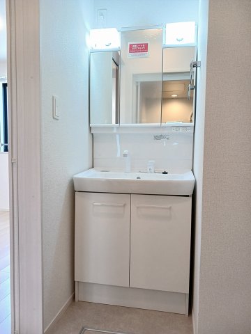 洗面設備　忙しい朝には欠かせない洗面所です