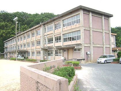 小学校　面影小学校（小学校）まで605m