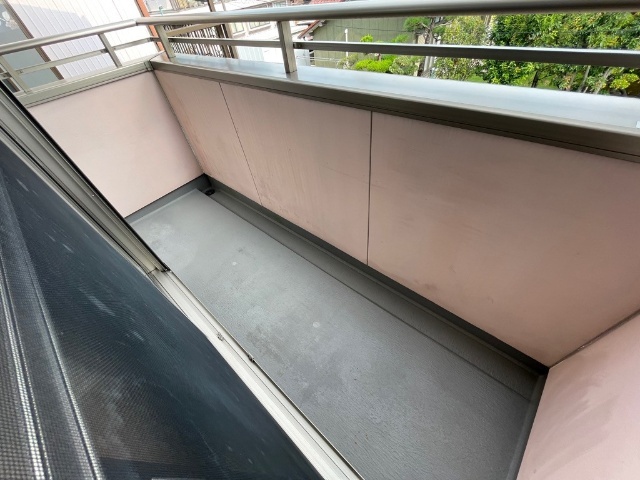 バルコニー　別部屋の写真です。