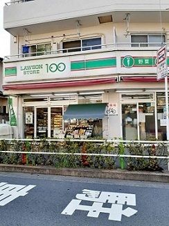 コンビニ　ローソン100板橋3丁目店（コンビニ）まで88m