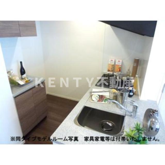キッチン　コンパクトなキッチンで掃除もラクラク