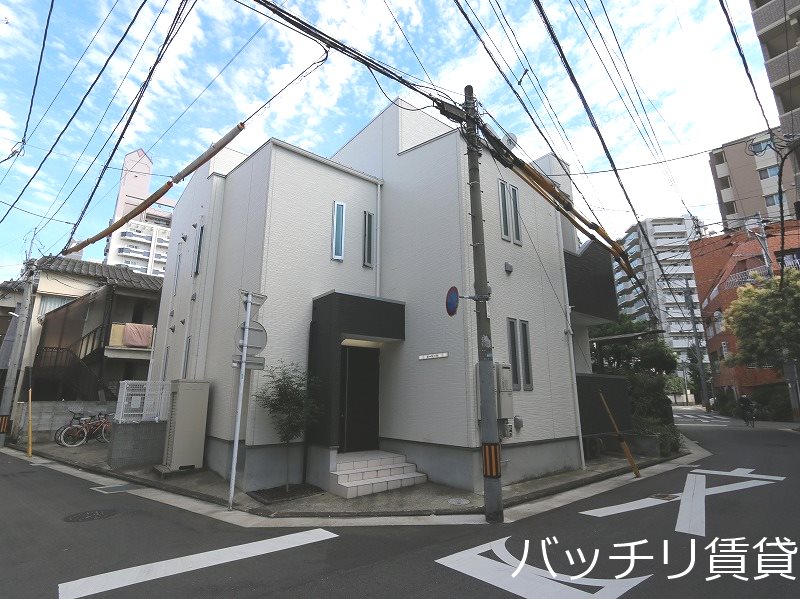 建物外観　オートロック付きデザイナーズ♪