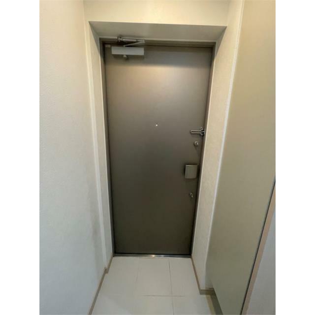 玄関　（別タイプ参考写真）アイル日暮里弐番館　荒川区東日暮里5