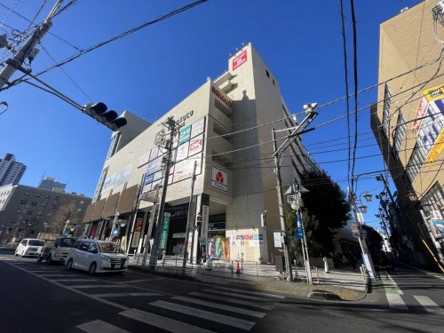 ショッピングセンター　TOCOTOCO SQUARE(トコトコ スクエア)（ショッピングセンター）まで598m