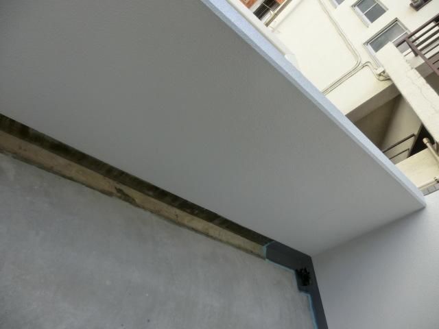 バルコニー　現在建築中