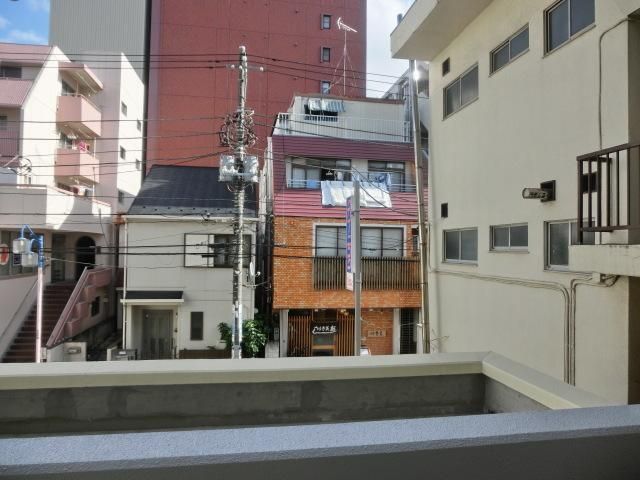 眺望　現在建築中