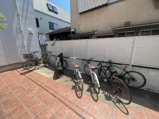 その他　駐輪場各戸１台