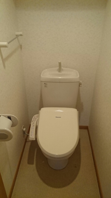 トイレ　トイレ