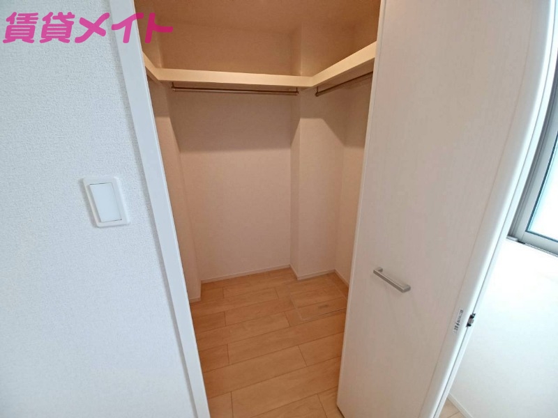 収納　収納同型モデルの写真になります。