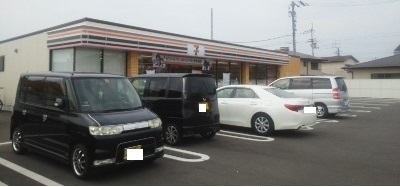 コンビニ　セブンイレブン高松春日店さん（コンビニ）まで600m