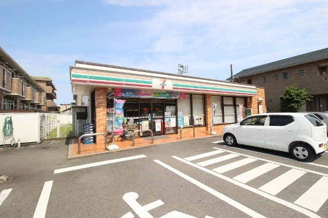 コンビニ　セブンイレブン宮崎総合体育館前店（コンビニ）まで466m