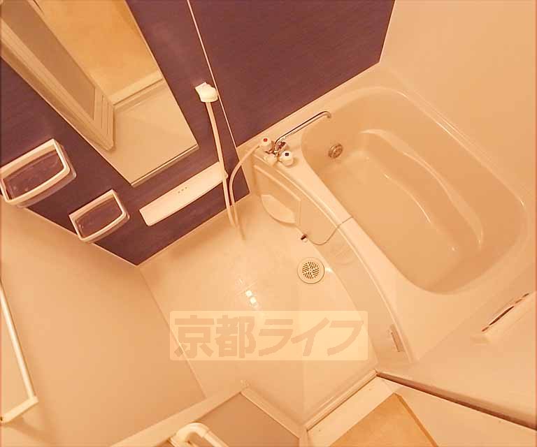 バス・シャワールーム　広々したお風呂です！