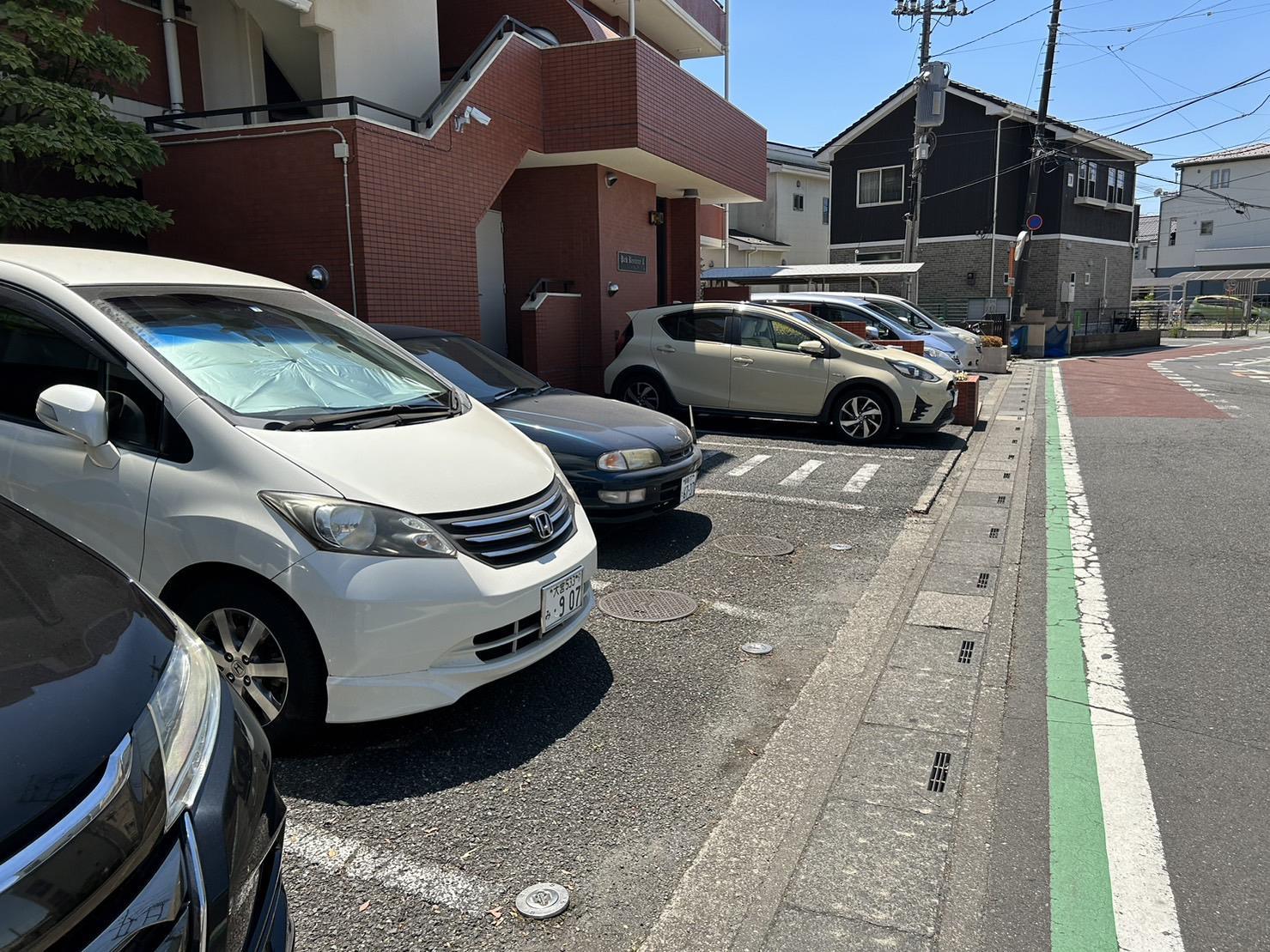 駐車場　バルコニー
