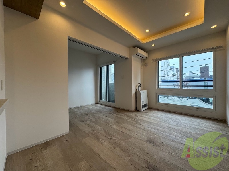 居室・リビング　広くてキレイなお部屋が広がっていて、充実した生活が送れそう。