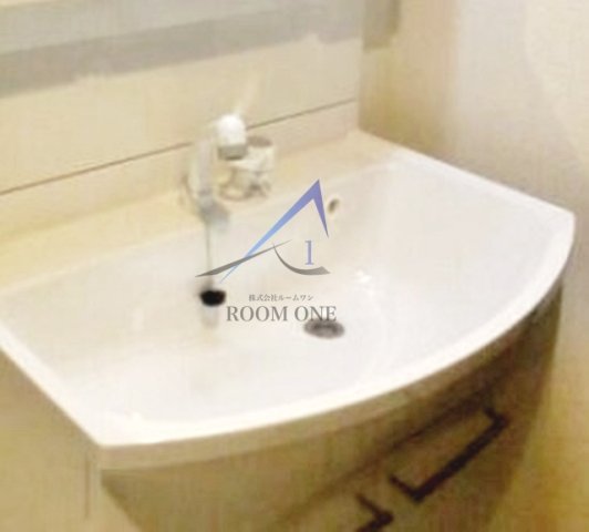 洗面設備　洗面台です。