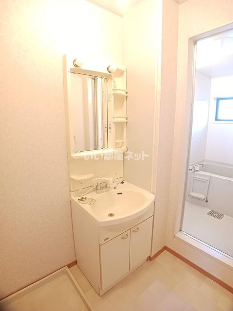 ハイタウン宮島口上一丁目のキッチン写真
