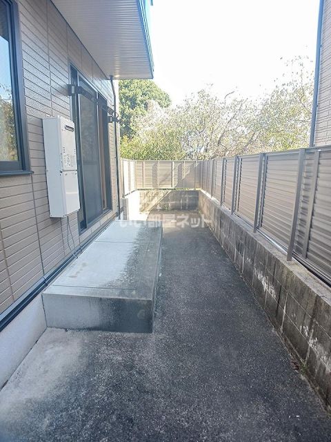 ハイタウン宮島口上一丁目の居間写真