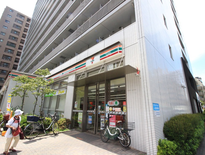 コンビニ　セブンイレブン江東大島５丁目店（コンビニ）まで370m