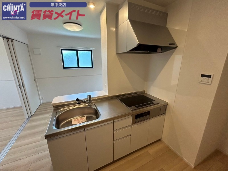 キッチン　同型参考写真