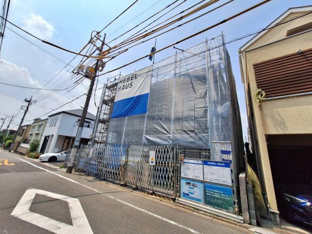 建物外観　※建築中