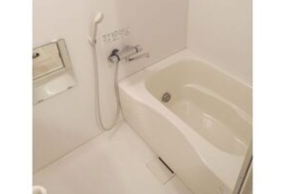 バス・シャワールーム　ゆったり過ごせるお風呂です