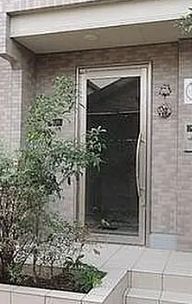 エントランス　毎日通るエントランスはこのようになっています
