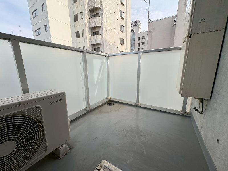 バルコニー　バルコニーが付いていますので一息ついてみてはいかがですか。